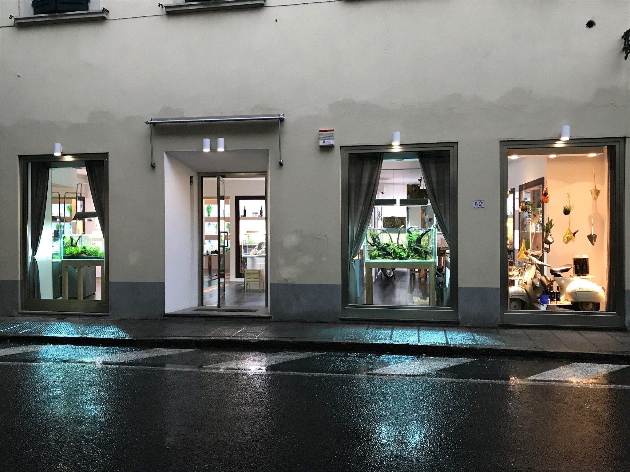 Plafoniera Led Fai Da Te Acquaportal : Concept store per acquari acquaportal